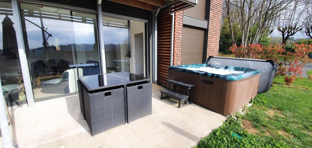 Villa Spacieuse Avec Jacuzzi Privatif Сарла-ла-Канеда Екстер'єр фото